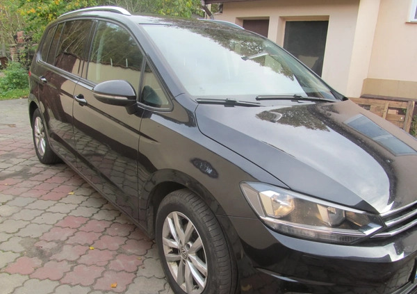 Volkswagen Touran cena 58900 przebieg: 215000, rok produkcji 2016 z Gdynia małe 56